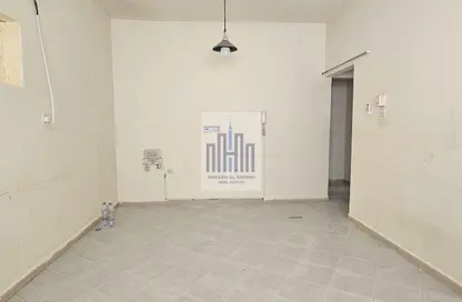 Apartment - Studio - 1 Bathroom for rent in Fire Station Road - Muwaileh - Sharjah