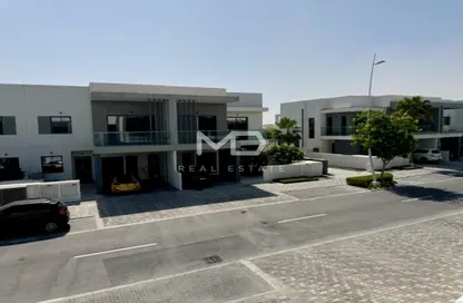 Villa - 4 Bedrooms - 5 Bathrooms for sale in Redwoods - Yas Acres - Yas Island - Abu Dhabi