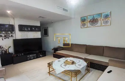 Living Room image for: Townhouse - 3 Bedrooms - 5 Bathrooms for rent in Primerose - Damac Hills 2 - Dubai, Image 1