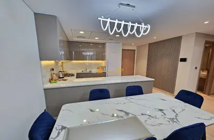 Dining Room image for: Apartment - 2 Bedrooms - 2 Bathrooms for rent in AZIZI Riviera - Meydan One - Meydan - Dubai, Image 1