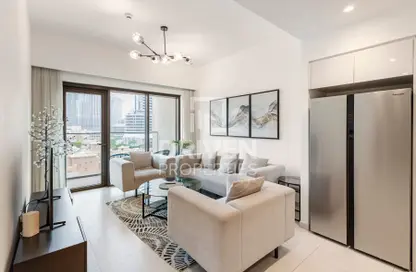 Apartment - 2 Bedrooms - 2 Bathrooms for sale in Burj Royale - Downtown Dubai - Dubai