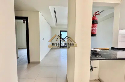 شقة - 2 غرف نوم - 3 حمامات للايجار في مبنى النوخاذة - الجداف - دبي