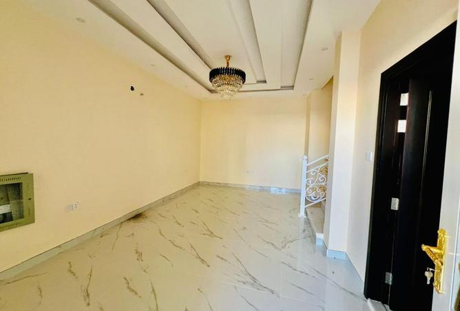 16003975 - صورة العقار 3