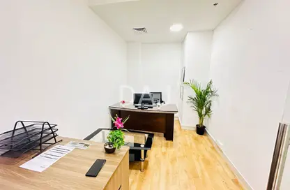 Office Space - Studio - 1 Bathroom for rent in Al Fajer Complex (Bena Complex) - Oud Metha - Bur Dubai - Dubai