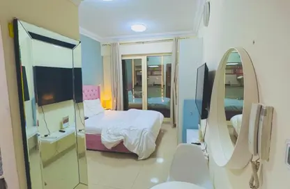 Apartment - Studio - 1 Bathroom for rent in Manchester Tower - Dubai Marina - Dubai
