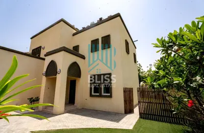 Villa - 3 Bedrooms - 4 Bathrooms for rent in Regional - Jumeirah Park - Dubai