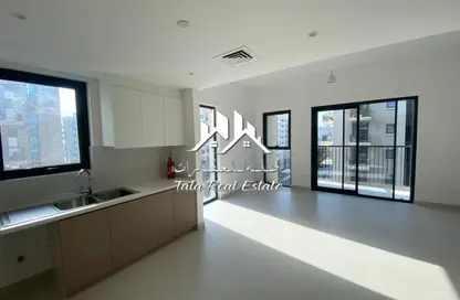 Apartment - 2 Bedrooms - 2 Bathrooms for sale in Al Mamzar - Al Mamzar - Sharjah - Sharjah