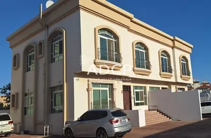 Outdoor Building image for: Villa - 4 Bedrooms - 4 Bathrooms for rent in Khalifa City - Abu Dhabi, Image 1