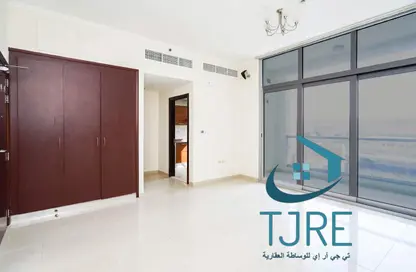 شقة - 1 حمام للايجار في برج دي إي سي 1 - D.E.C.  أبراج - دبي مارينا - دبي شقة - 1 حمام للايجار في برج دي إي سي 1 - D.E.C.  أبراج - دبي مارينا - دبي