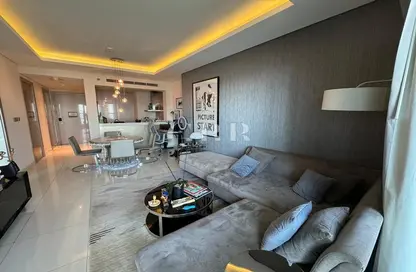 Living / Dining Room image for: Apartment - 1 Bedroom - 2 Bathrooms for sale in Tower D - DAMAC Towers by Paramount - Business Bay - Dubai, Image 1