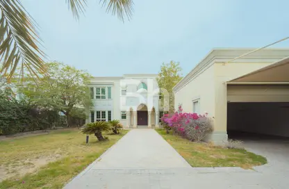 Villa - 5 Bedrooms - 6 Bathrooms for sale in Master View - Mediterranean Clusters - Jumeirah Islands - Dubai