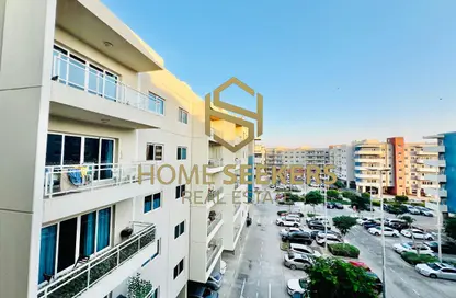 Apartment - 1 Bedroom - 1 Bathroom for rent in Tower 24 - Al Reef Downtown - Al Reef - Abu Dhabi