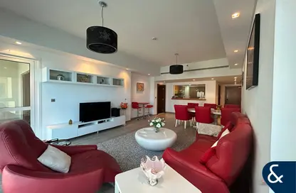 Apartment - 2 Bedrooms - 2 Bathrooms for rent in Marina Residences 1 - Marina Residences - Palm Jumeirah - Dubai