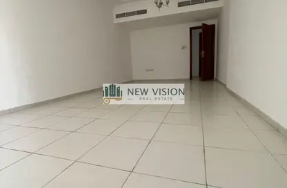 شقة - 2 غرف نوم - 2 حمامات للايجار في شارع التعاون - التعاون - الشارقة