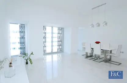 Apartment - 2 Bedrooms - 3 Bathrooms for rent in Cayan Tower - Dubai Marina - Dubai