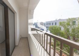 صورةشرفة لـ: فيلا - 4 غرف نوم - 4 حمامات للكراء في قرية ليوا - منطقة مصلى العيد - الكرامة - أبوظبي, صورة 1