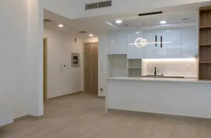 Apartment - 1 Bedroom - 2 Bathrooms for rent in The East Crest by Meteora - Jumeirah Village Circle - Dubai