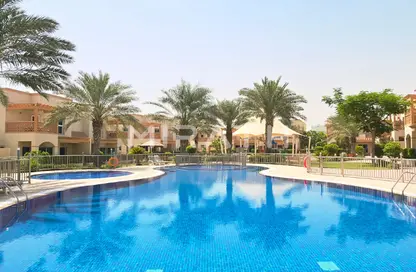 مجمع سكني - 5 غرف نوم - 5 حمامات للايجار في فلل البرشاء 1 - البرشاء 1 - البرشاء - دبي