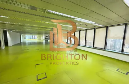 Office Space - Studio - 1 Bathroom for rent in Hamdan Street - Abu Dhabi