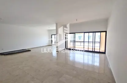 Apartment - 4 Bedrooms - 5 Bathrooms for rent in Corniche Road - Abu Dhabi