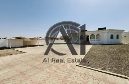 Villa - 3 Bedrooms - 6 Bathrooms for rent in Falaj Hazzaa - Al Ain