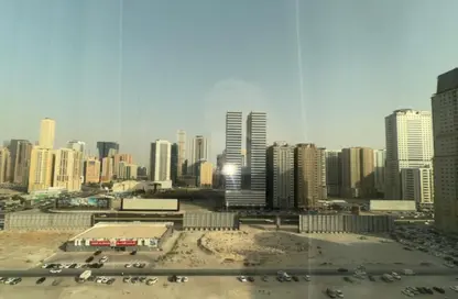 شقة - 2 غرف نوم - 3 حمامات للبيع في برج منازل 5 - شارع التعاون - التعاون - الشارقة