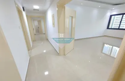 Apartment - 2 Bedrooms - 2 Bathrooms for rent in Burj Mohammed Bin Rashid at WTC - Corniche Road - Abu Dhabi