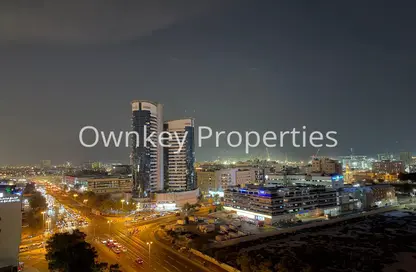 Apartment - 3 Bedrooms - 4 Bathrooms for rent in The Waves Residences - Mankhool - Bur Dubai - Dubai