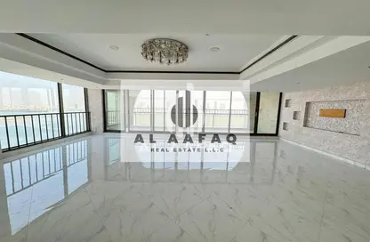 Apartment - 5 Bedrooms - 6 Bathrooms for rent in Al Majaz 3 - Al Majaz - Sharjah