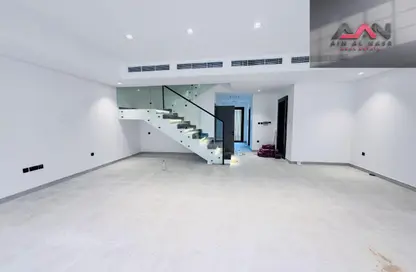 Villa - 5 Bedrooms - 6 Bathrooms for rent in Mirdif Villas - Mirdif - Dubai