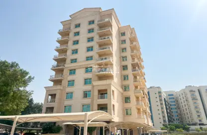 Apartment - 1 Bedroom - 1 Bathroom for sale in Farah Tower 1 - Queue Point - Dubai Land - Dubai