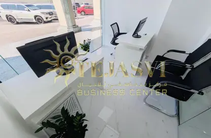 مكتب - استوديو - 1 حمام للايجار في منطقة حديقة الكرامة - الكرامة - دبي