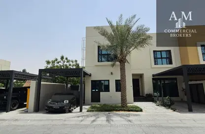 فيلا - 4 غرف نوم - 5 حمامات للايجار في مدينة الشارقة المستدامة - الشارقة