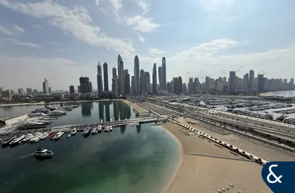 Apartment - 2 Bedrooms - 2 Bathrooms for rent in Sunrise Bay - EMAAR Beachfront - Dubai Harbour - Dubai