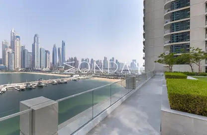 Apartment - 2 Bedrooms - 2 Bathrooms for sale in Marina Vista - EMAAR Beachfront - Dubai Harbour - Dubai