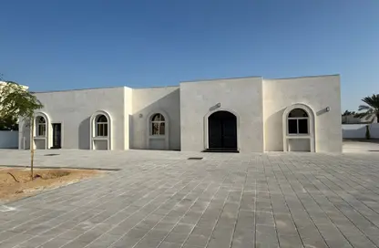 Villa - 4 Bedrooms - 4 Bathrooms for sale in Al Jurainah 1 - Al Jurainah - Sharjah