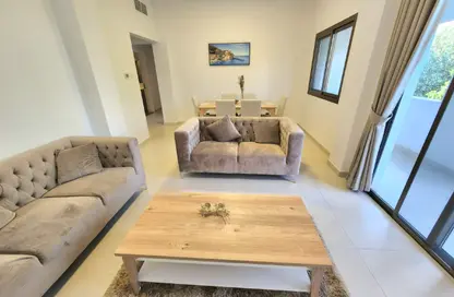 Apartment - 2 Bedrooms - 2 Bathrooms for rent in The Gardens Buildings - The Gardens - Dubai