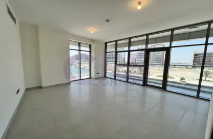 Apartment - 2 Bedrooms - 3 Bathrooms for rent in Canal View Building - Al Raha Beach - Abu Dhabi
