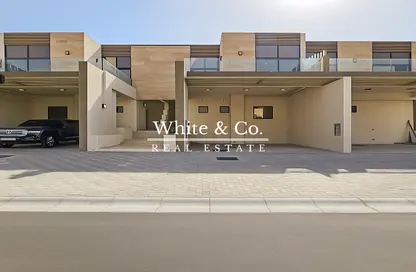 Townhouse - 4 Bedrooms - 5 Bathrooms for sale in Elie Saab VIE Townhouses - District 11 - Mohammed Bin Rashid City - Dubai