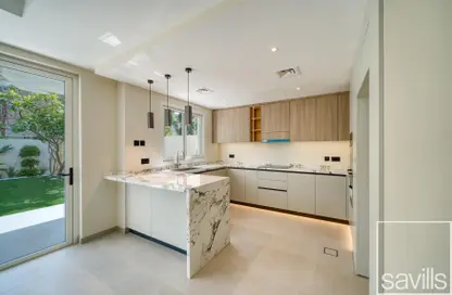 فيلا - 2 غرف نوم - 4 حمامات للبيع في الينابيع 9 - الينابيع - دبي