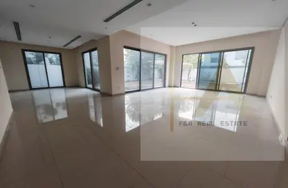 فيلا - 4 غرف نوم - 5 حمامات للبيع في الزاهية 1 - الزاهية - تجارية مويلح - الشارقة