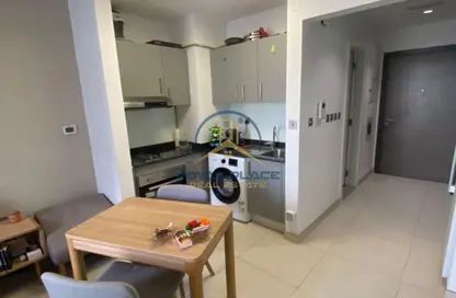 شقة - 1 حمام للايجار في عزيزي بلازا - الفرجان - دبي