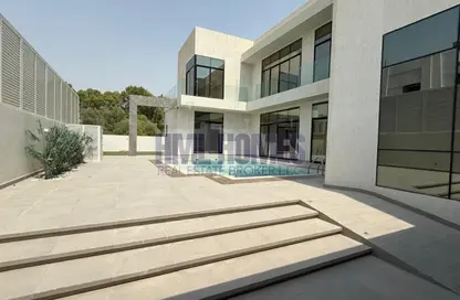 Apartment - 5 Bedrooms - 6 Bathrooms for rent in Nad Al Sheba Gardens - Nad Al Sheba 1 - Nad Al Sheba - Dubai