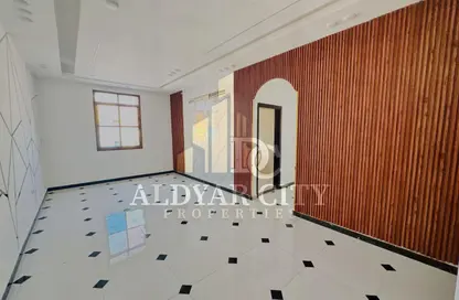 شقة - 2 غرف نوم - 2 حمامات للايجار في فلل الروضة 3 - 3  الروضة - الروضة - عجمان