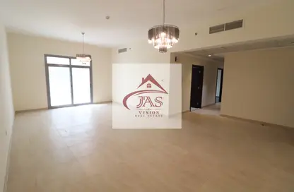 Apartment - 3 Bedrooms - 4 Bathrooms for sale in Daisy - Azizi Residence - Al Furjan - Dubai