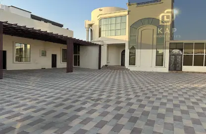 Villa - 7 Bedrooms - 7+ Bathrooms for rent in Al Dhait South - Al Dhait - Ras Al Khaimah