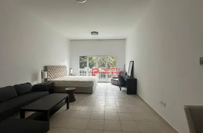 شقة - 1 حمام للايجار في بناية 38إلى107 - طراز البحر المتوسط - ديسكفري غاردنز - دبي شقة - 1 حمام للايجار في بناية 38إلى107 - طراز البحر المتوسط - ديسكفري غاردنز - دبي