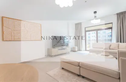 Apartment - 2 Bedrooms - 2 Bathrooms for sale in Asayel 3 - Madinat Jumeirah Living - Umm Suqeim - Dubai