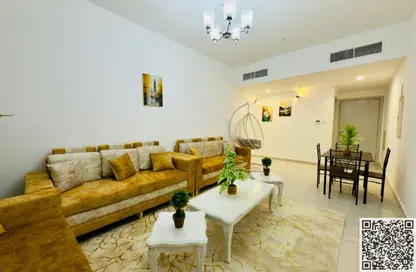 Apartment - 2 Bedrooms - 3 Bathrooms for rent in Ajman Corniche Residences - Ajman Corniche Road - Ajman