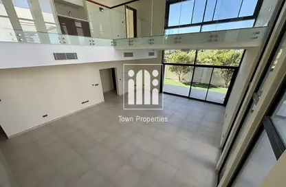 Villa - 4 Bedrooms - 7 Bathrooms for rent in West Yas - Yas Island - Abu Dhabi